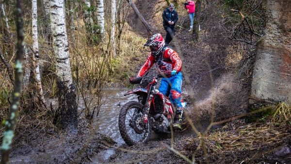 FOTOD Vihmased ilmad lõid soodsa pinnase sügiseseks Piksepini karikasarjaks